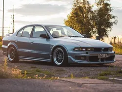 Blå Begagnad 2001 Mitsubishi Galant Sedan | 33 000 kr