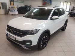 Vit (pure white) Begagnad 2022 VW T-Cross Life SUV | 183 900 kr (Marknadspris)