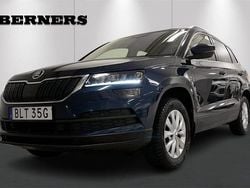 Blå Begagnad 2021 Skoda Karoq Style SUV | 239 900 kr (Marknadspris)