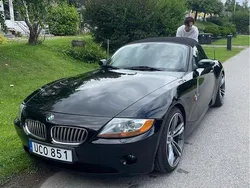 Svart Begagnad 2003 BMW Z4 Cab | 150 000 kr (Dyr)