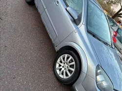 Grå Begagnad 2004 Opel Astra Halvkombi | 22 900 kr (Marknadspris)
