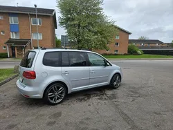 Silver Begagnad 2012 VW Touran Minibuss | 48 000 kr (Marknadspris)