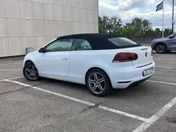 Vit Begagnad 2012 VW Golf Cabriolet Cab | 105 000 kr