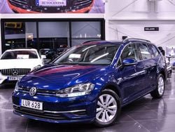 Mörkblå (blå) Begagnad 2020 VW Golf VIII Kombi | 149 900 kr (Marknadspris)