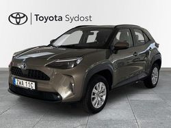 Grön Begagnad 2023 Toyota Yaris Hybrid Active SUV | 264 000 kr (Marknadspris)