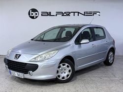 Ljusgrå Begagnad 2006 Peugeot 307 Halvkombi | 26 900 kr (Marknadspris)