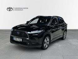 Svart (svartmetallic) Begagnad 2023 Toyota Corolla Cross Executive SUV | 404 900 kr (Marknadspris)