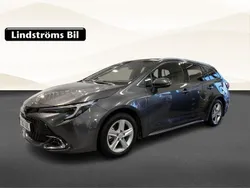 Mörkgrå Begagnad 2023 Toyota Corolla Style Kombi | 309 900 kr (Marknadspris)