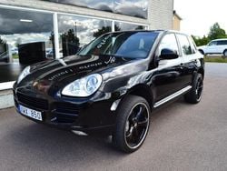 Färg: svartmet Begagnad 2005 Porsche Cayenne SUV | 189 000 kr