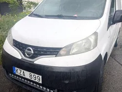 Vit Begagnad 2011 Nissan NV200 Van | 27 000 kr (Bra pris)