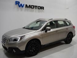 Ljusbrun Begagnad 2014 Subaru Outback SUV | 134 800 kr (Marknadspris)