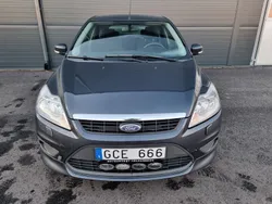 Mörkgrå Begagnad 2008 Ford Focus Platinum Halvkombi | 36 900 kr (Lite dyr)
