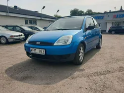 Blå Begagnad 2004 Ford Fiesta Halvkombi | 10 000 kr (Bra pris)