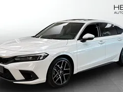 Vit (white) Begagnad 2024 Honda Civic Advance Sedan | 399 900 kr (Lite dyr)