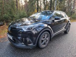Svart Begagnad 2017 Toyota C-HR Executive SUV | 145 000 kr (Lite dyr)