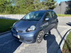 Blå Begagnad 2009 Toyota Aygo Halvkombi | 32 990 kr (Marknadspris)