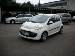 Vit Begagnad 2008 Citroën C1 Halvkombi | 19 500 kr (Marknadspris)