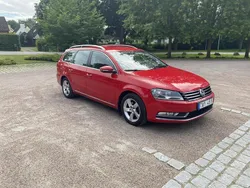 Röd Begagnad 2013 VW Passat Kombi | 64 000 kr (Bra pris)