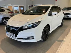 Vit Begagnad 2022 Nissan Leaf N-Connecta Halvkombi | 228 000 kr (Lite dyr)