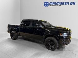 Svart (diamond black crystal) Begagnad 2023 Dodge Ram Pickup | 998 750 kr