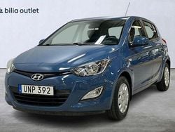 Ljusblå Begagnad 2014 Hyundai i20 Select Halvkombi | 79 900 kr (Marknadspris)