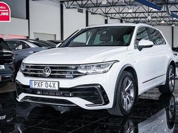Vit Begagnad 2021 VW Tiguan R-line SUV | 279 500 kr (Marknadspris)