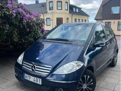 Blå Begagnad 2006 Mercedes A150 Elegance Halvkombi | 18 500 kr (Marknadspris)
