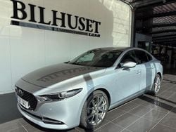 Grå Begagnad 2019 Mazda 3 Sedan | 219 900 kr (Marknadspris)