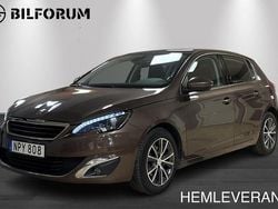 Mörkbrun Begagnad 2015 Peugeot 308 Allure Halvkombi | 109 800 kr (Marknadspris)