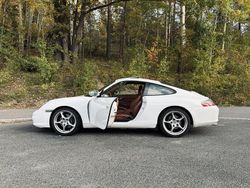 Vit Begagnad 2002 Porsche 911 Carrera Sportkupé | 350 000 kr (Marknadspris)
