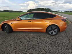Vit Begagnad 2021 Tesla Model 3 Standard Range Plus Sedan | 250 000 kr (Marknadspris)