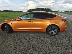 Vit Begagnad 2021 Tesla Model 3 Standard Range Plus Sedan | 250 000 kr (Marknadspris)