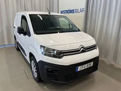 Vit Begagnad 2022 Citroën Berlingo Business Class Minibuss | 219 900 kr (Marknadspris)