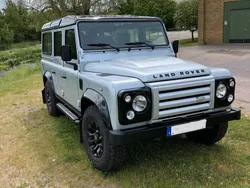 Grå Begagnad 2011 Land Rover Defender SUV | 495 000 kr