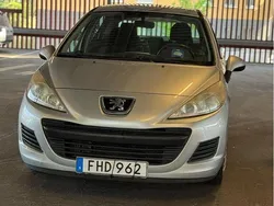 Grå Begagnad 2009 Peugeot 207 Sedan | 30 000 kr (Marknadspris)