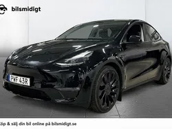 Svart Begagnad 2022 Tesla Model Y SUV | 479 800 kr