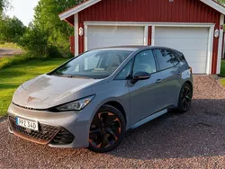Grå Begagnad 2022 Cupra Born Halvkombi | 255 000 kr (Bra pris)