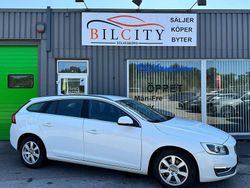 Vit Begagnad 2014 Volvo V60 Momentum Kombi | 97 900 kr (Marknadspris)