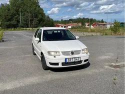 Vit Begagnad 2001 VW Polo Basis Halvkombi | 15 000 kr (Lite dyr)
