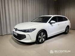 Vit Begagnad 2024 VW Passat Business Kombi | 374 800 kr (Lite dyr)