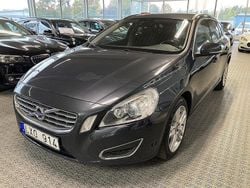 Grå Begagnad 2011 Volvo V60 Momentum Kombi | 109 900 kr (Bra pris)