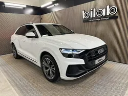 Vit Begagnad 2021 Audi Q8 S-Line SUV | 689 000 kr (Bra pris)