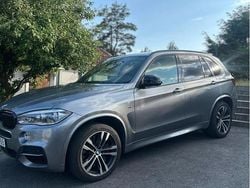 Grå Begagnad 2015 BMW X5 SUV | 310 000 kr (Marknadspris)