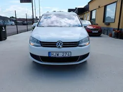 Vit Begagnad 2011 VW Sharan Minibuss | 94 900 kr (Marknadspris)