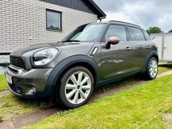 Grå Begagnad 2010 Mini Cooper S Countryman Pepper SUV | 99 000 kr (Marknadspris)