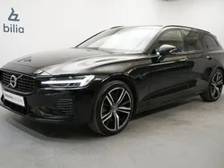 Svart Begagnad 2020 Volvo V60 R-Design Kombi | 389 900 kr (Marknadspris)