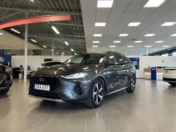 Grå/silver Begagnad 2023 Ford Focus Active Kombi | 234 900 kr (Superpris)