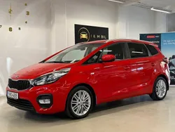 Röd Begagnad 2016 Kia Carens Minibuss | 139 900 kr (Marknadspris)