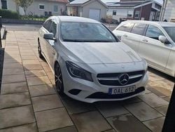 Vit Begagnad 2016 Mercedes CLA220 Shooting Brake Kombi | 179 000 kr (Marknadspris)