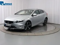 Silver Begagnad 2013 Volvo V40 R-Design Kombi | 139 800 kr (Marknadspris)